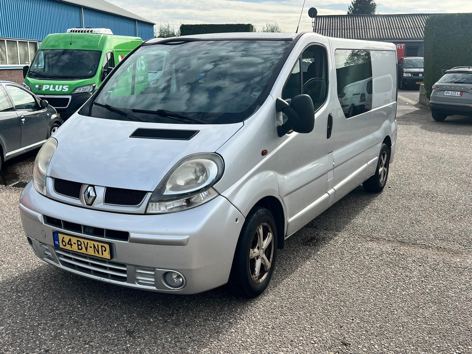 Renault Trafic 1200 L2 H1 1.9dci 82 Dubbele Cabine 1.9 dCi L2H1 DC Airco 2005 - voorkant