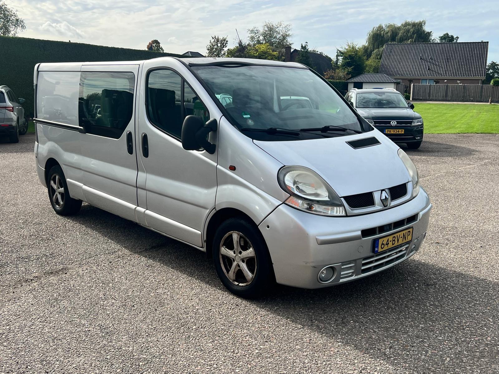 Foto van Renault Trafic 1200 L2 H1 1.9dci 82 Dubbele Cabine