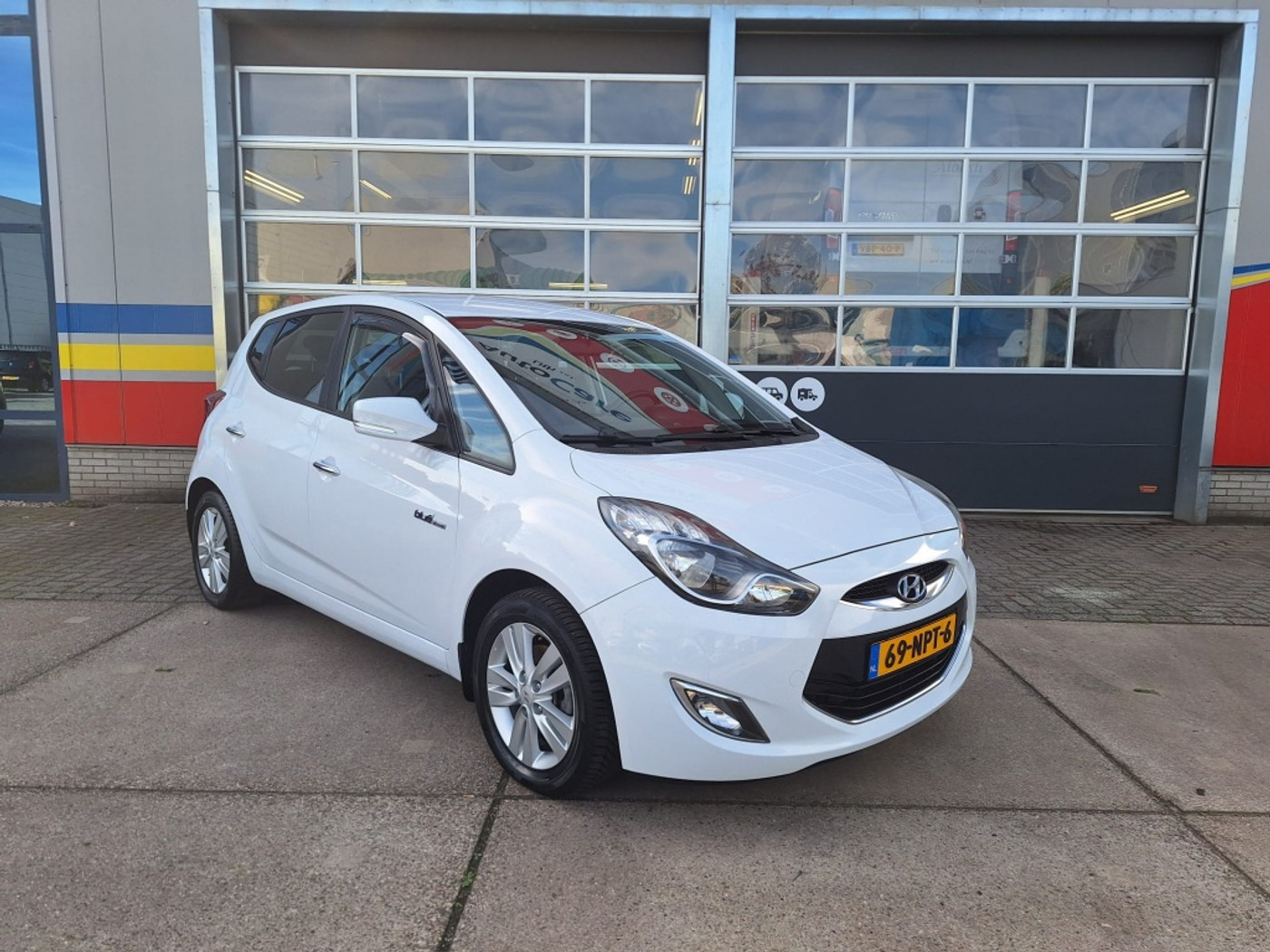 Hyundai Ix20 1.4i i-Vision 2010 - voorkant