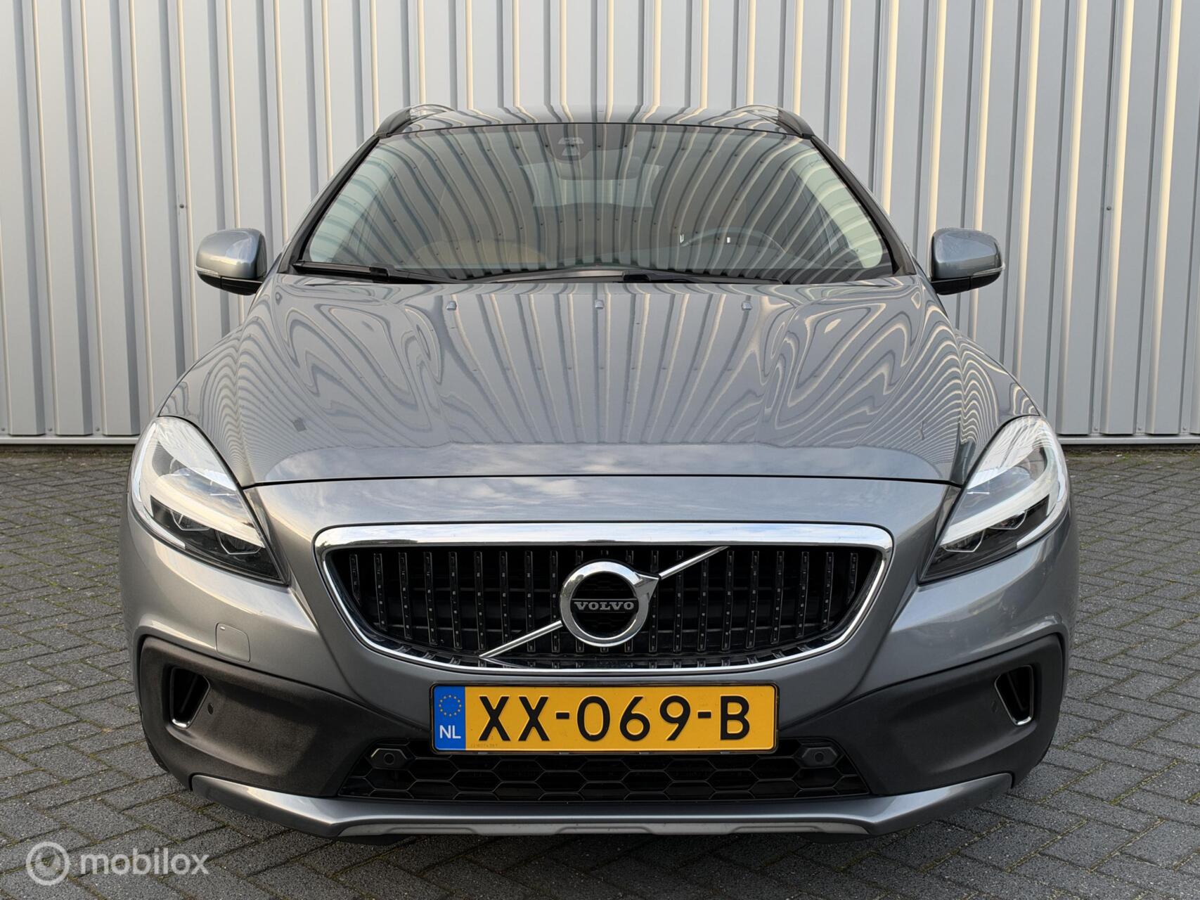 Foto van Volvo V40 Cross Country