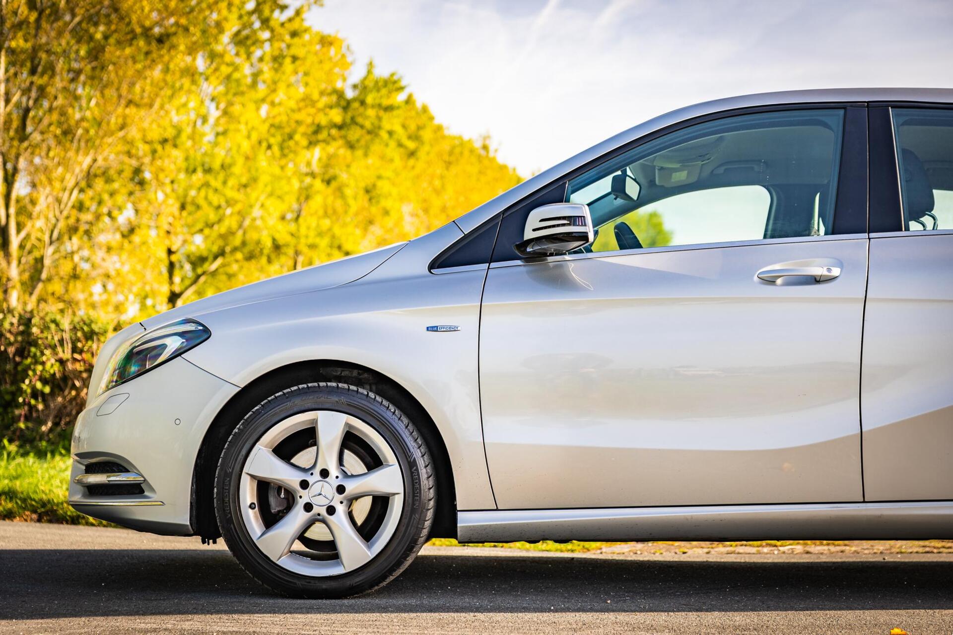 Foto van Mercedes-Benz B 180