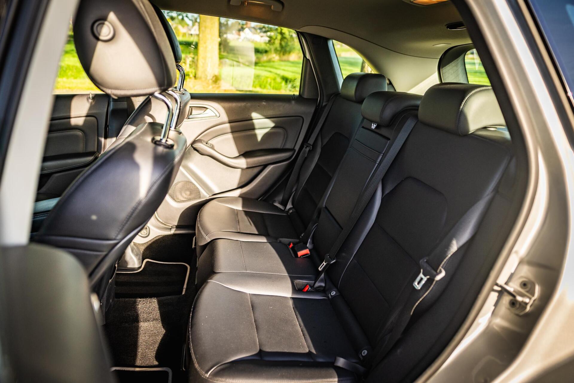 Foto van Mercedes-Benz B 180