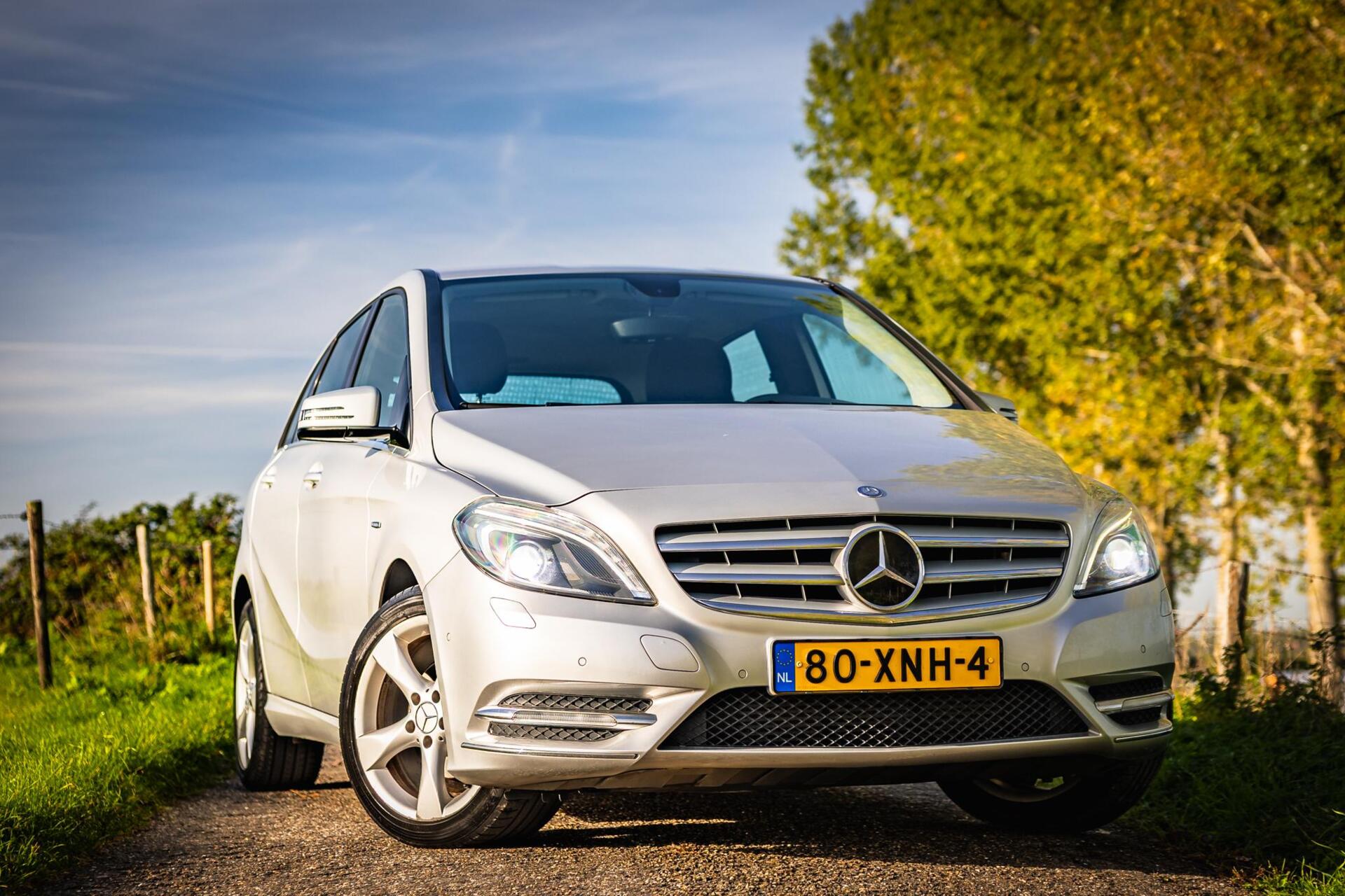 Foto van Mercedes-Benz B 180