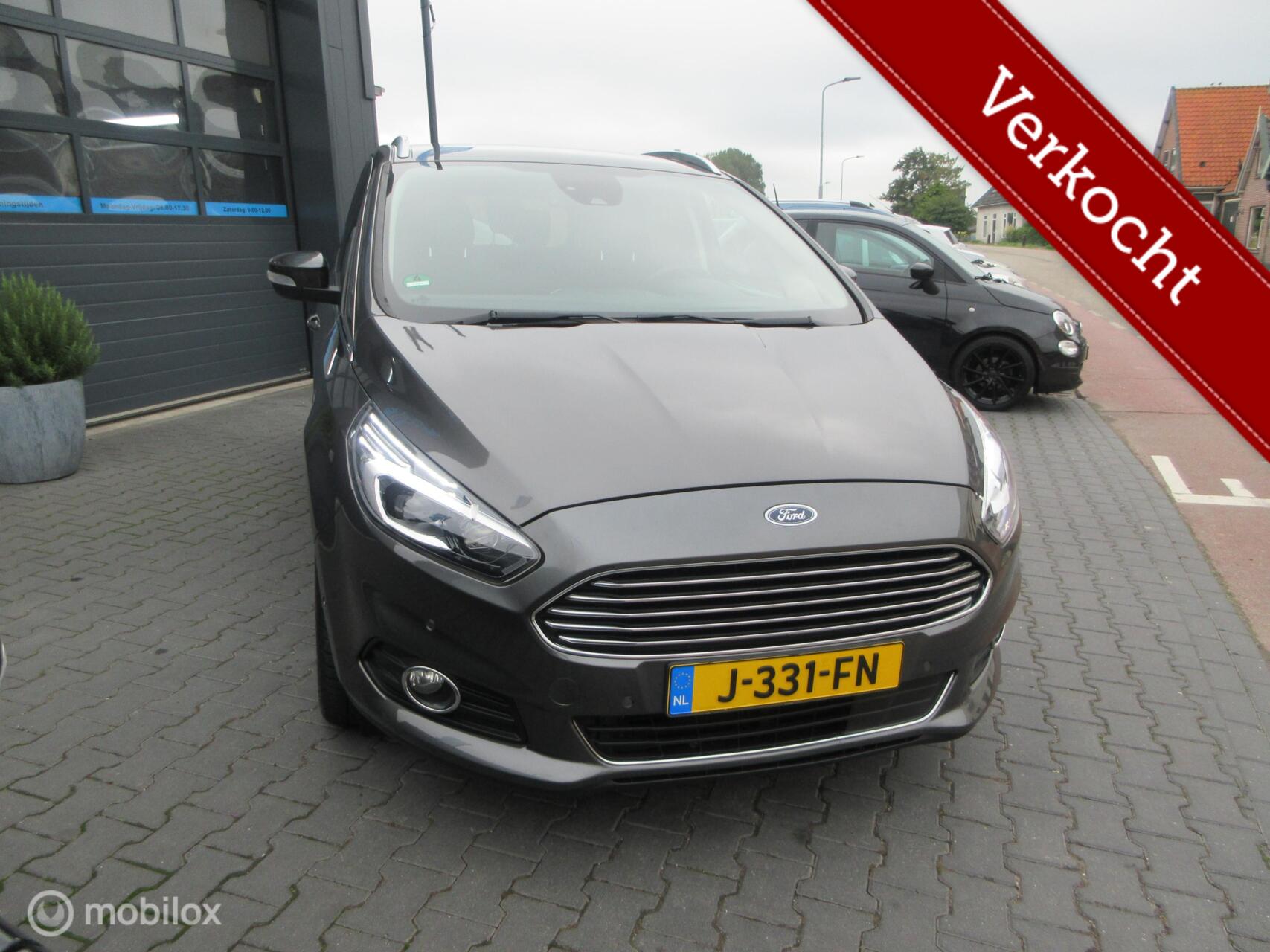 Foto van Ford S-max