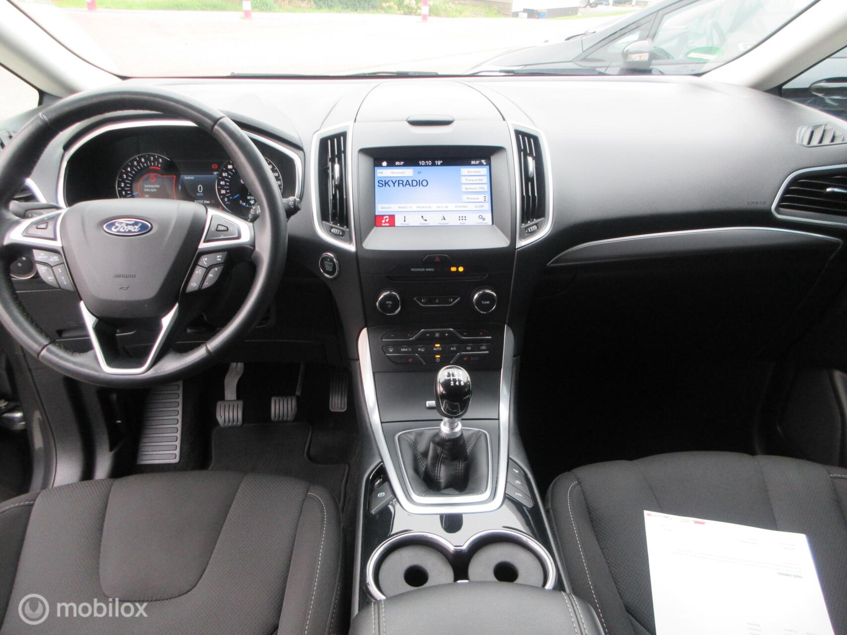 Foto van Ford S-max