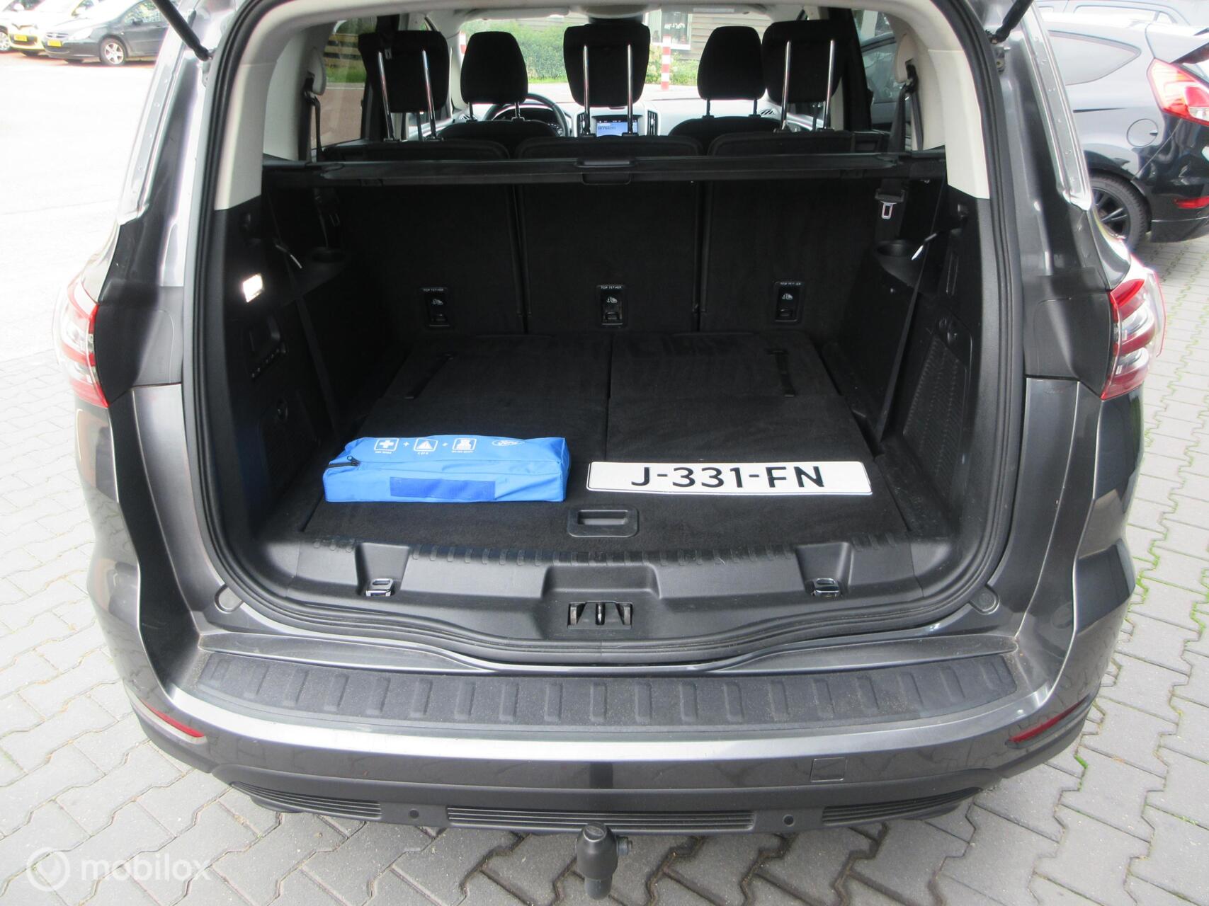 Foto van Ford S-max