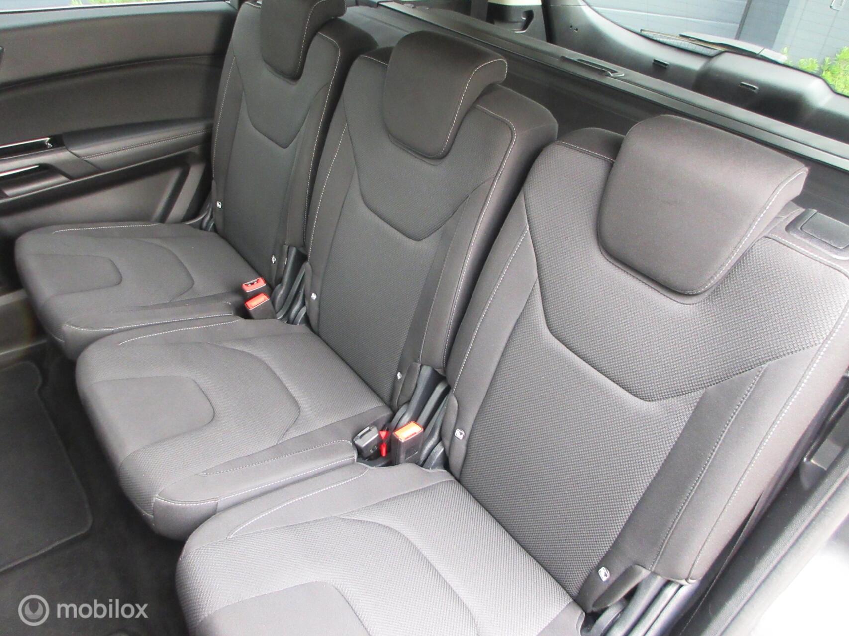 Foto van Ford S-max