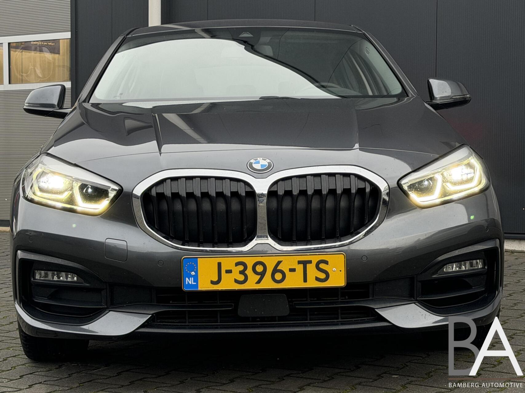 Foto van BMW 118i