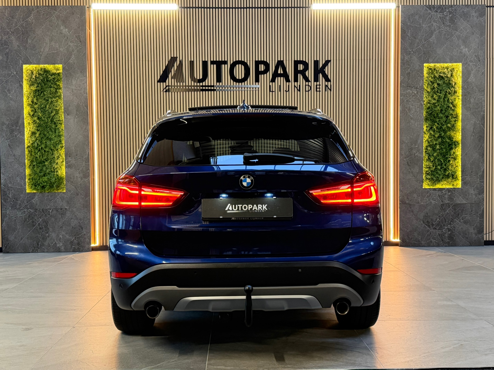 Foto van BMW X1 Sdrive20i
