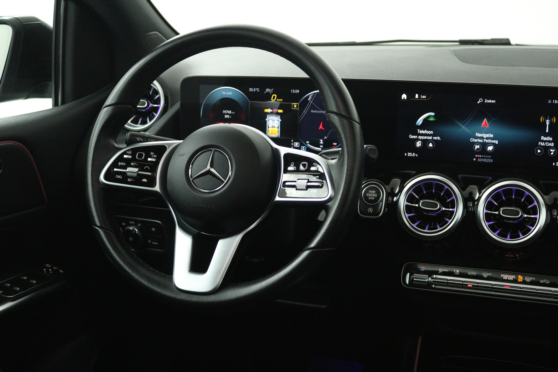 Foto van Mercedes-Benz B 200