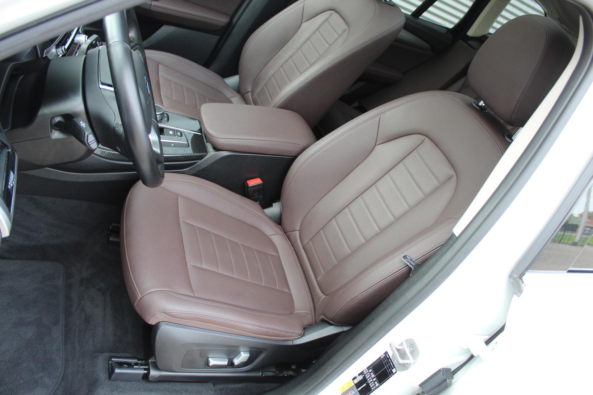 Foto van BMW Ix3