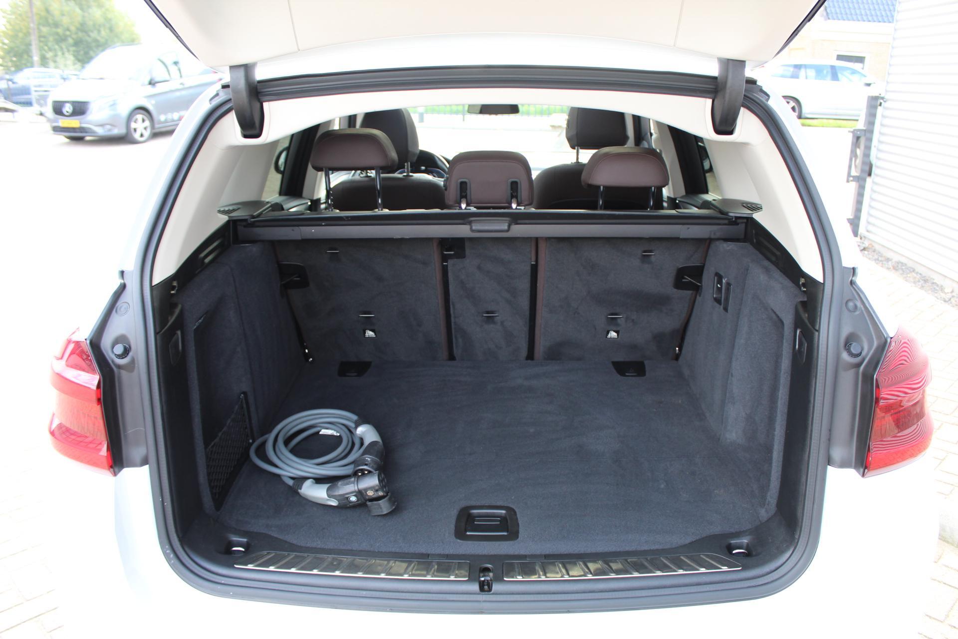 Foto van BMW Ix3