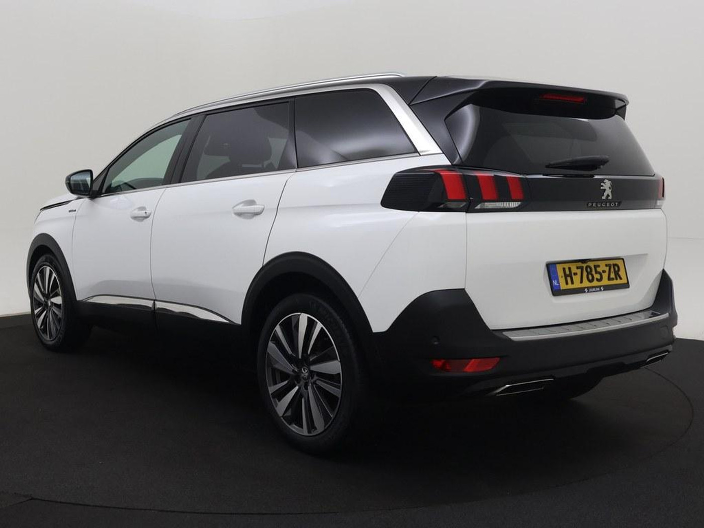 Foto van Peugeot 5008