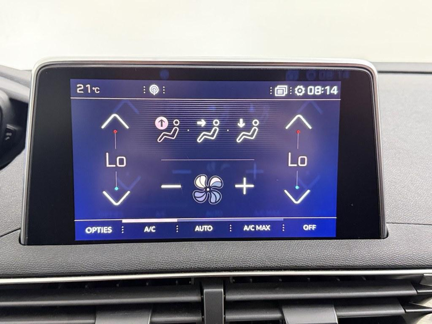 Foto van Peugeot 5008