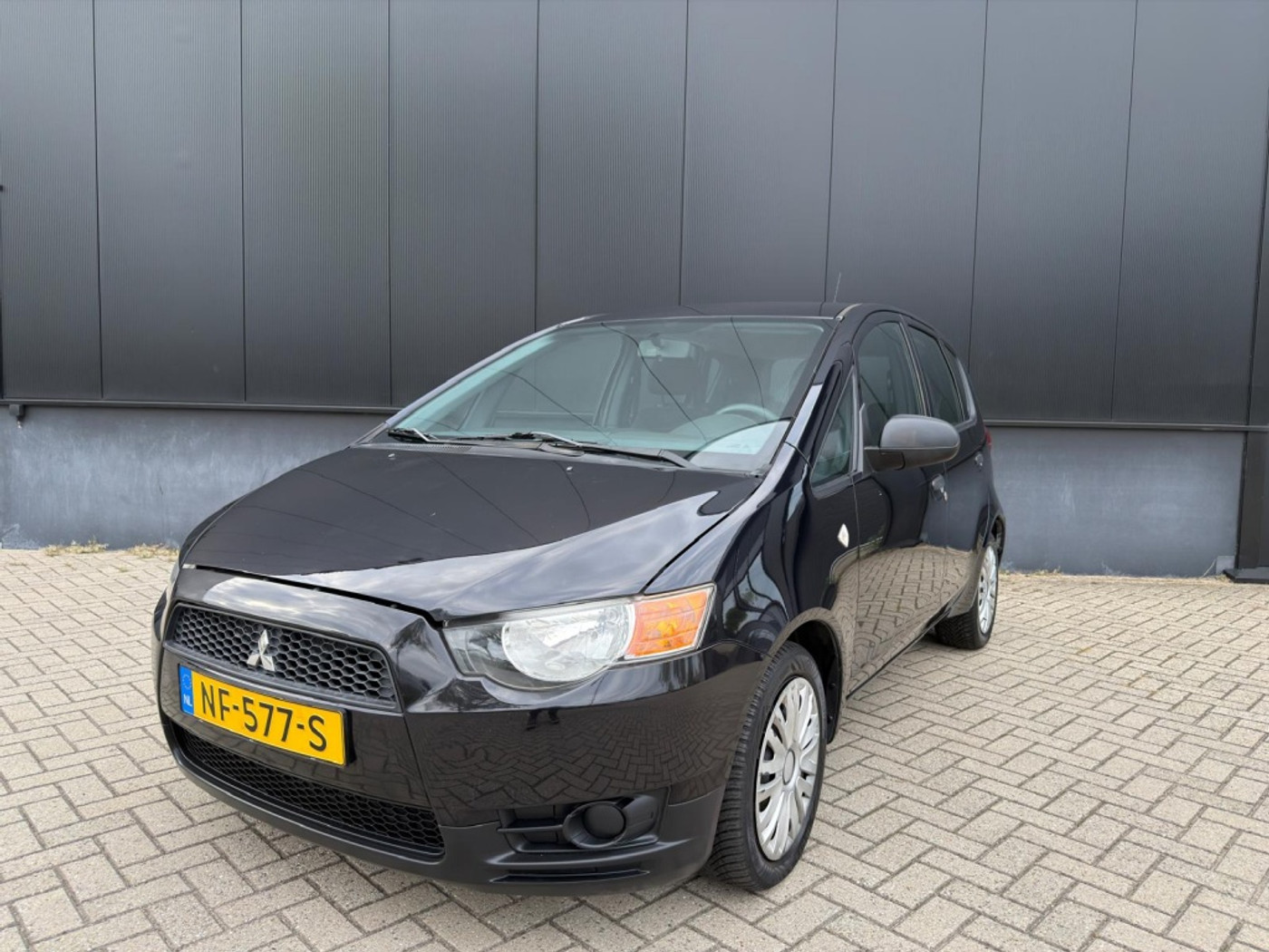 Foto van Mitsubishi Mitsubishi Colt