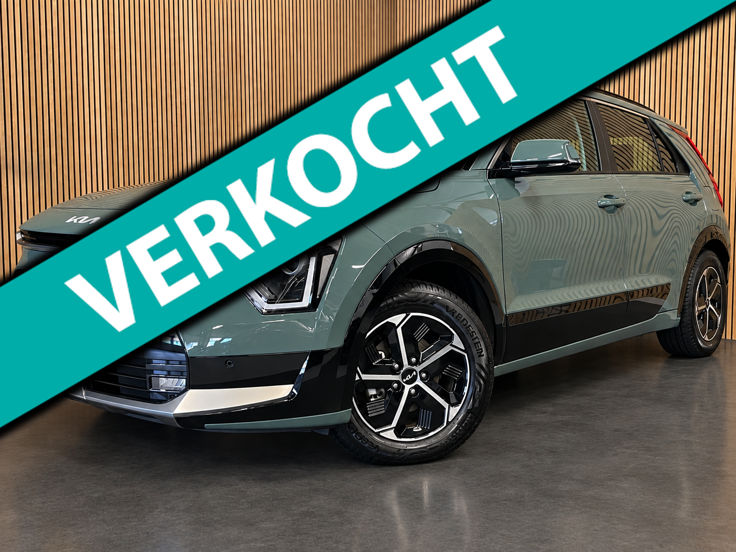 Kia Niro 1.6 GDi Hybrid DynamicLine|AFNEEMBARE TREKHAAK|ALL-SEASON BANDEN|LEDER|ACC|APPLE CARPLAY|CAMERA|NAP|NL-AUTO|1e EIGENAAR| 2024 - voorkant