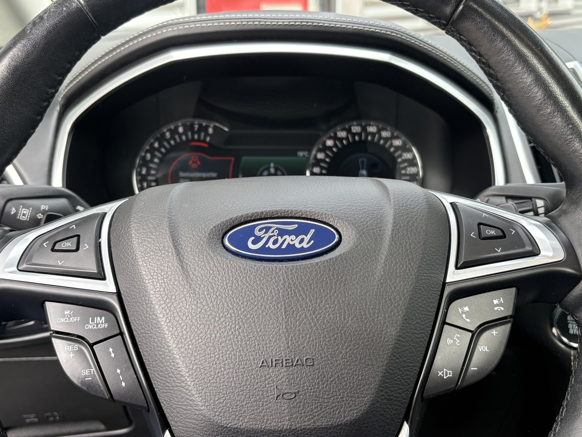 Foto van Ford S-max