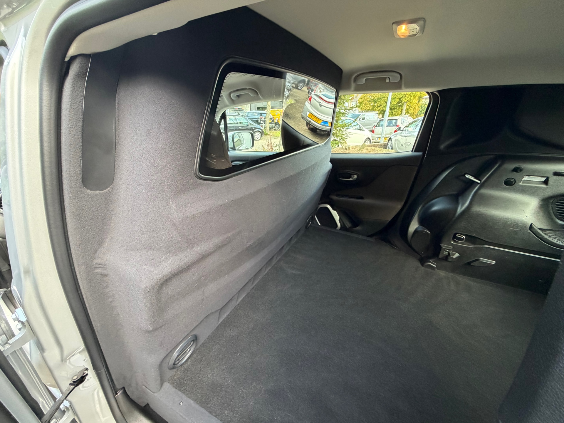 Foto van Jeep Renegade Van