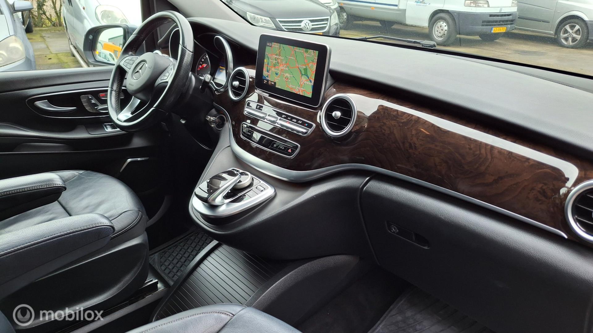 Foto van Mercedes-Benz V-klasse