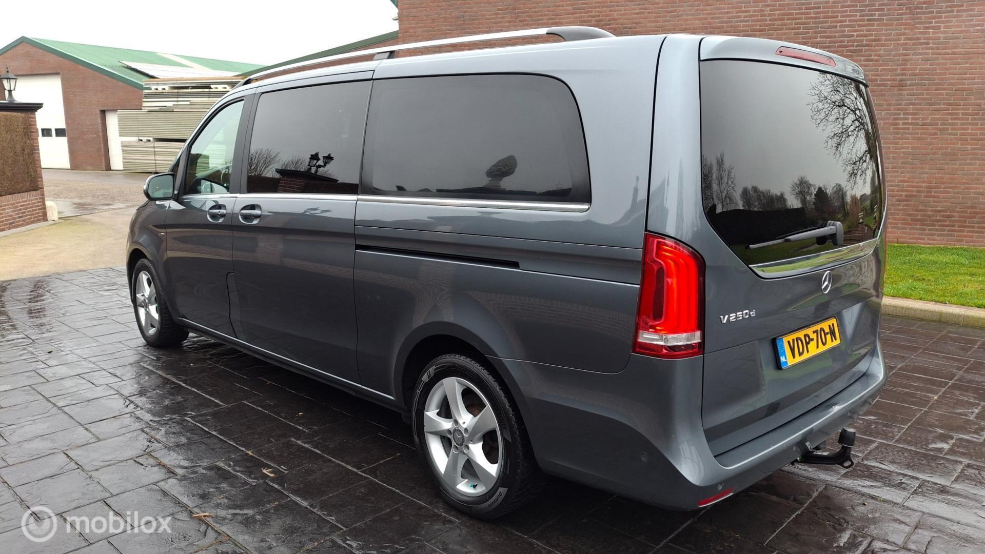 Foto van Mercedes-Benz V-klasse