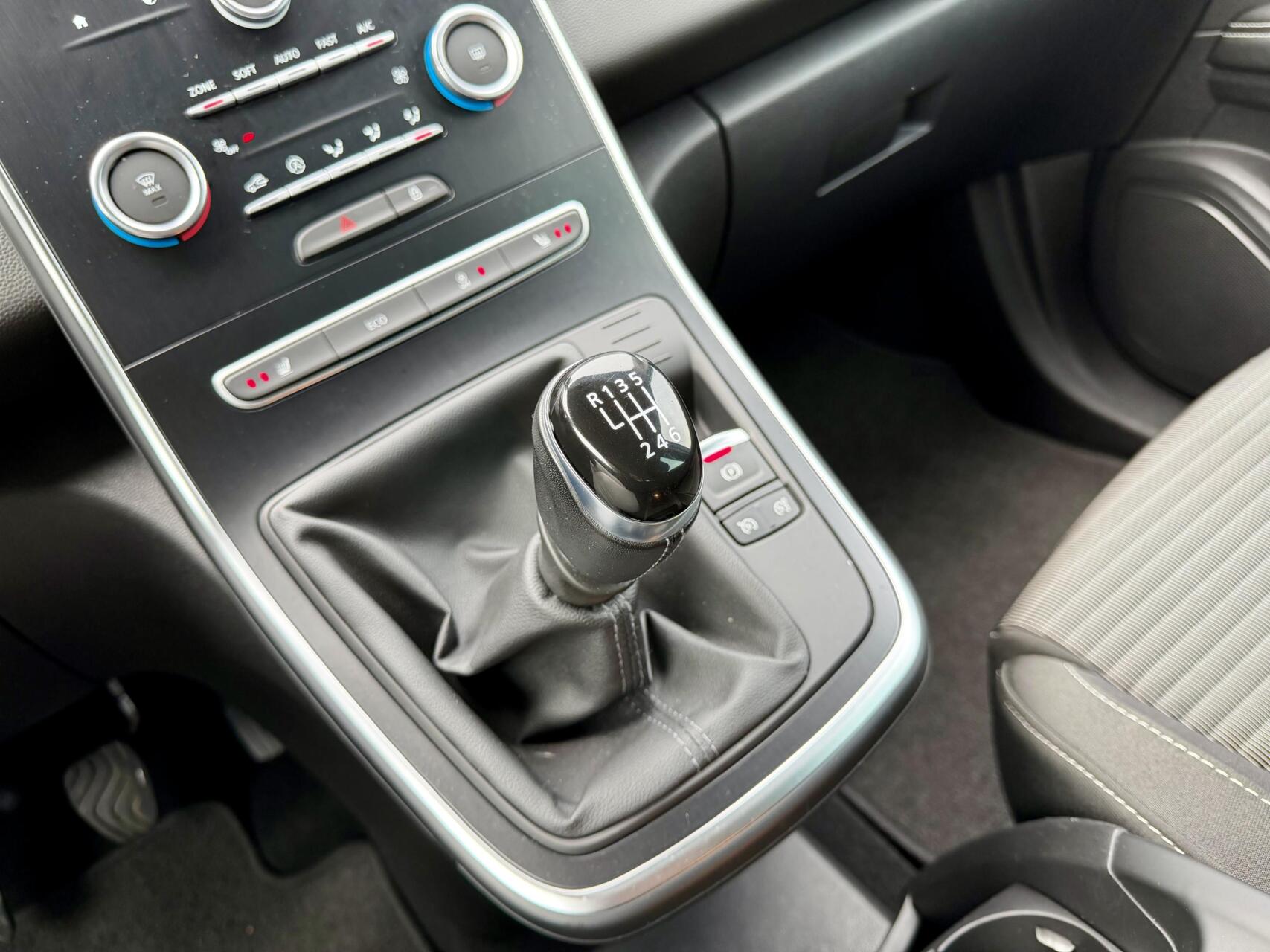 Foto van Renault Scénic