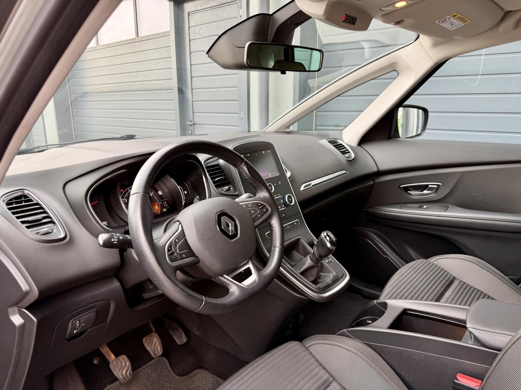 Foto van Renault Scénic