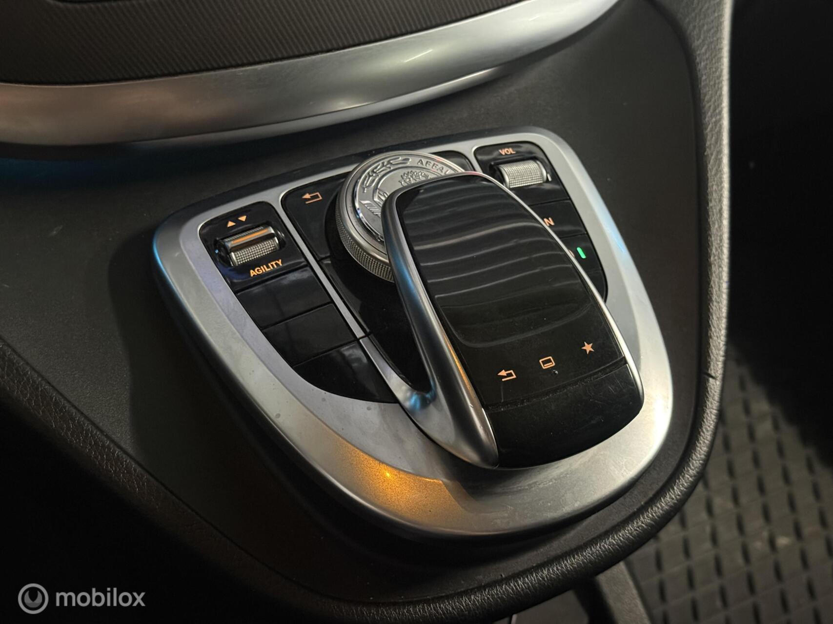 Foto van Mercedes-Benz V-klasse
