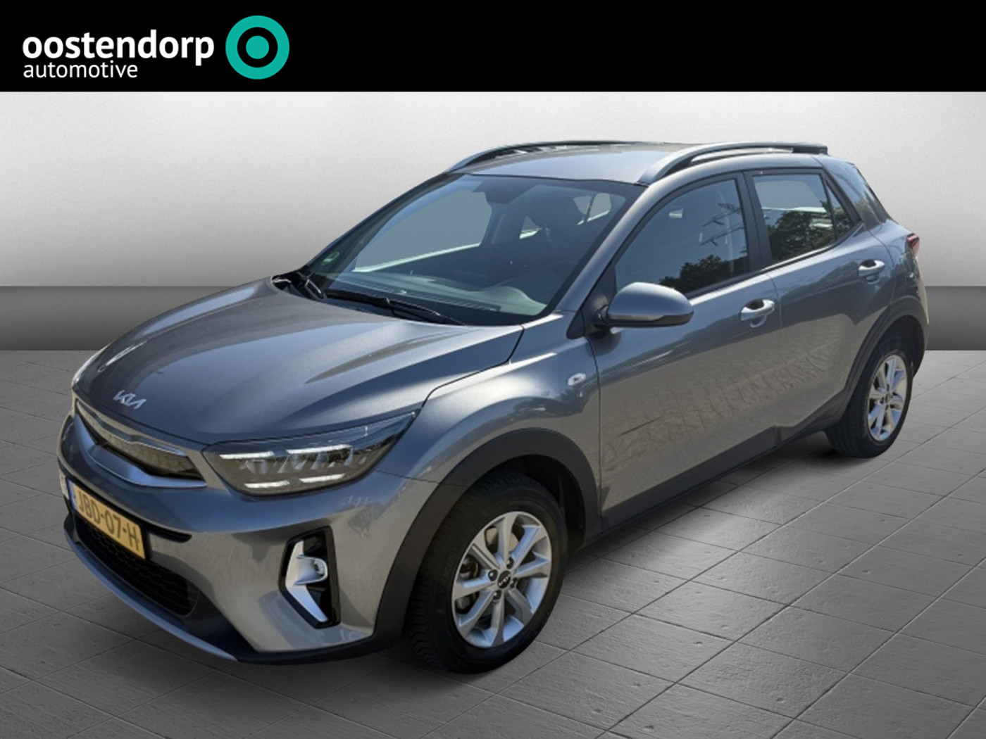 Kia Stonic 1.0 T-GDi MHEV DynamicLine NAVI + CAMERA 2025 - voorkant