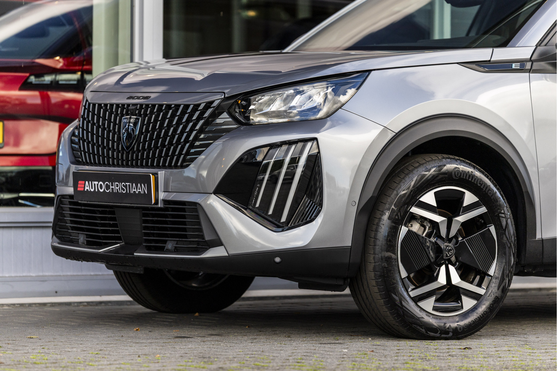 Foto van Peugeot E-2008