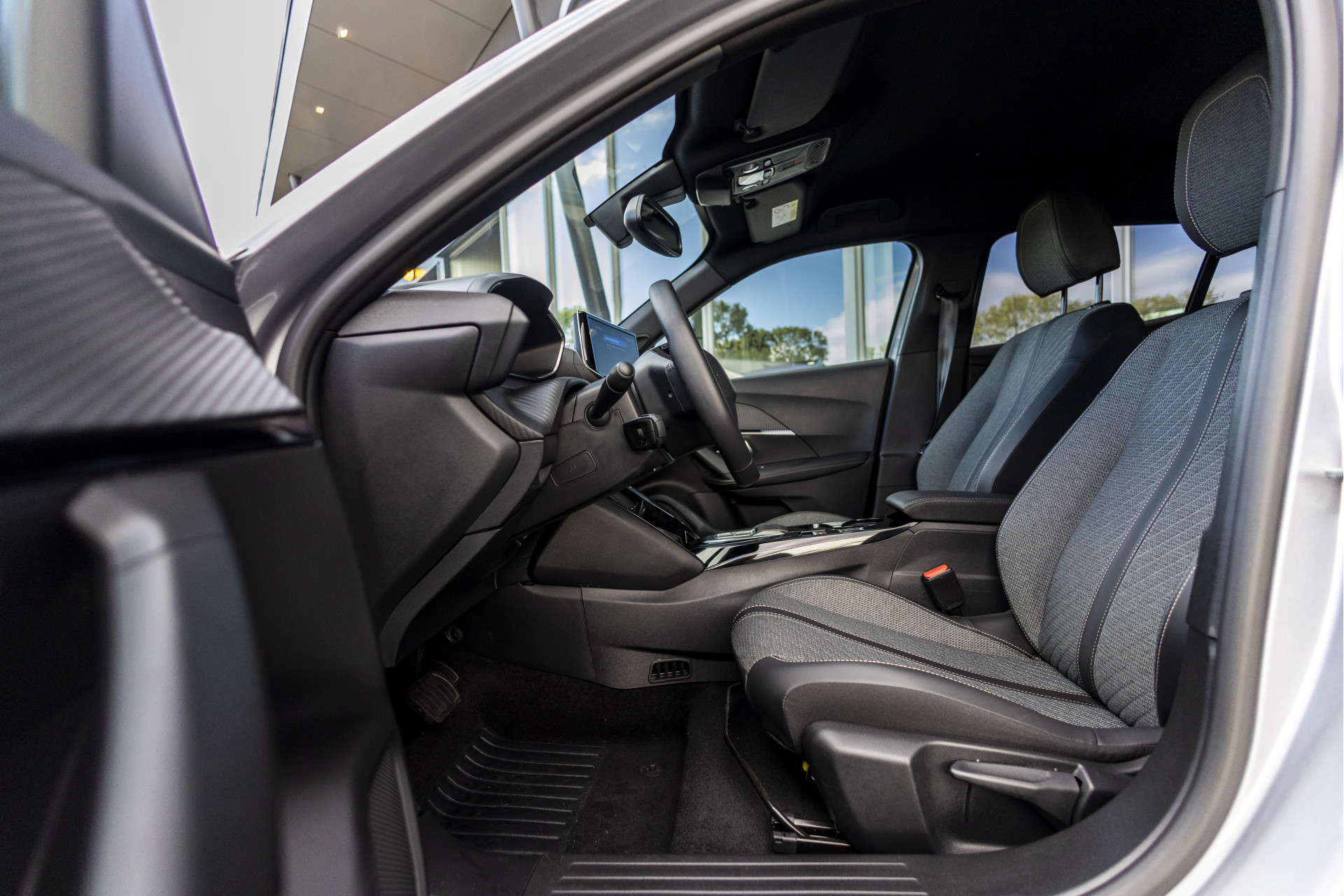 Foto van Peugeot E-2008