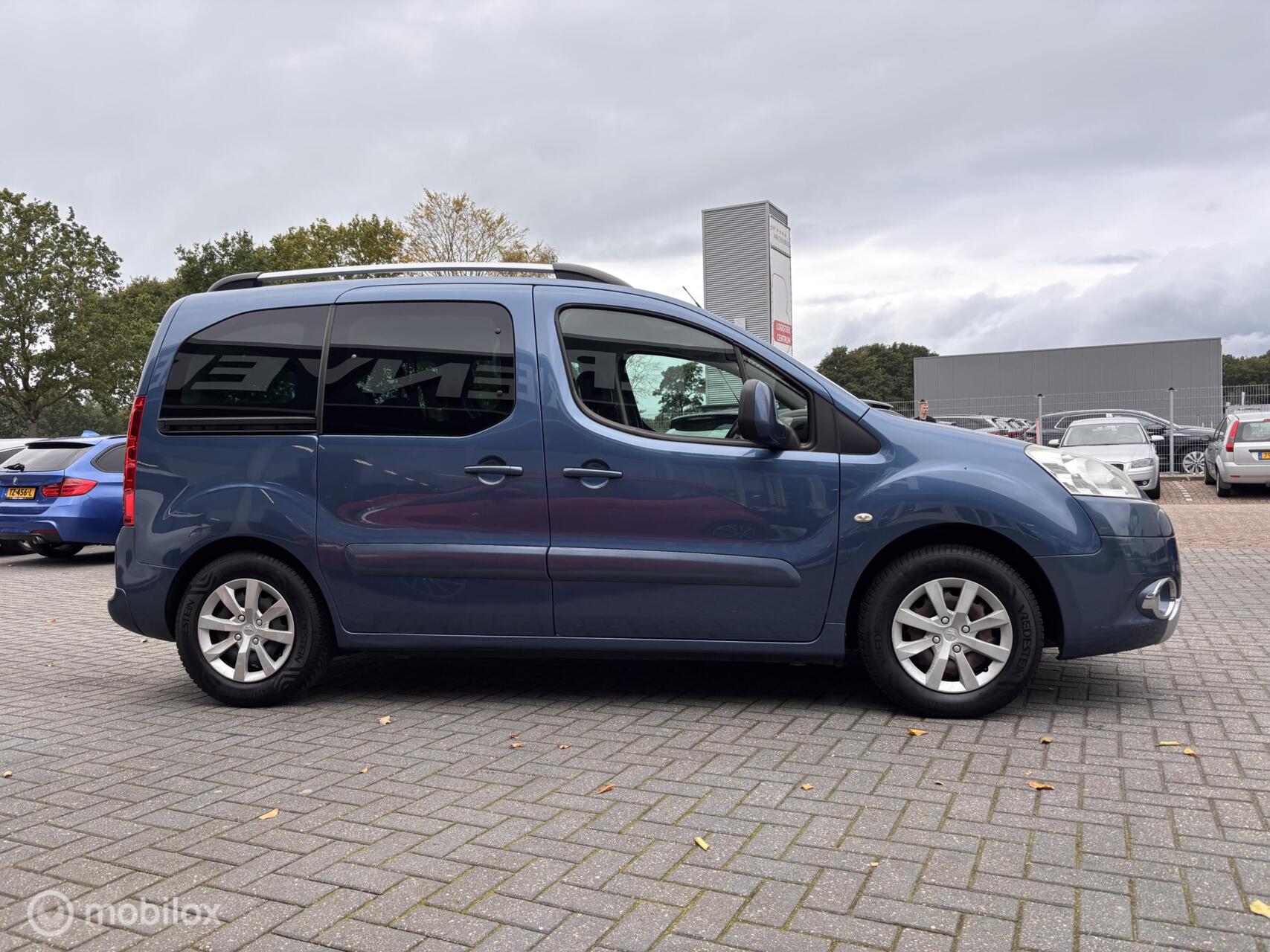 Foto van Peugeot Partner