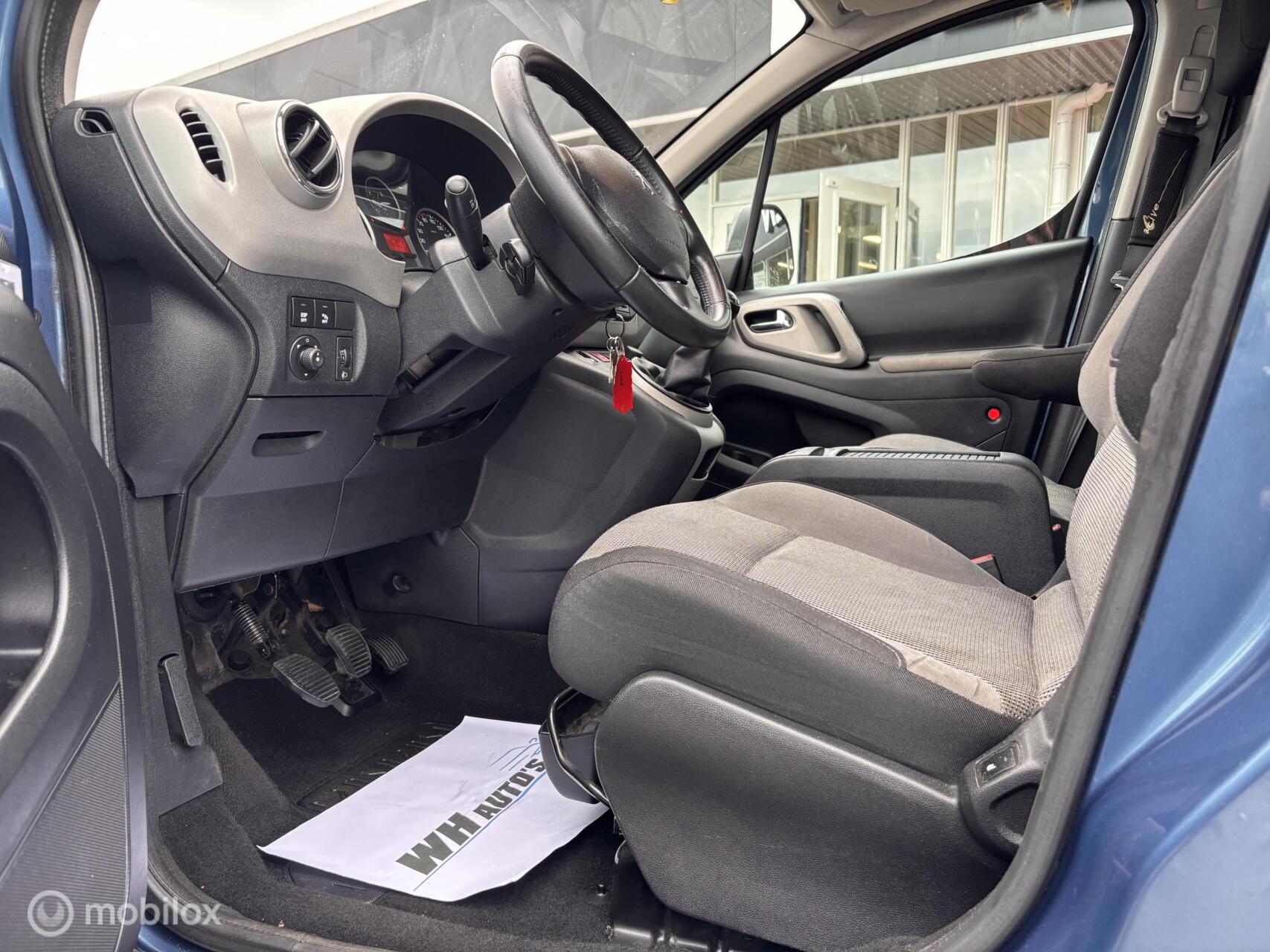 Foto van Peugeot Partner