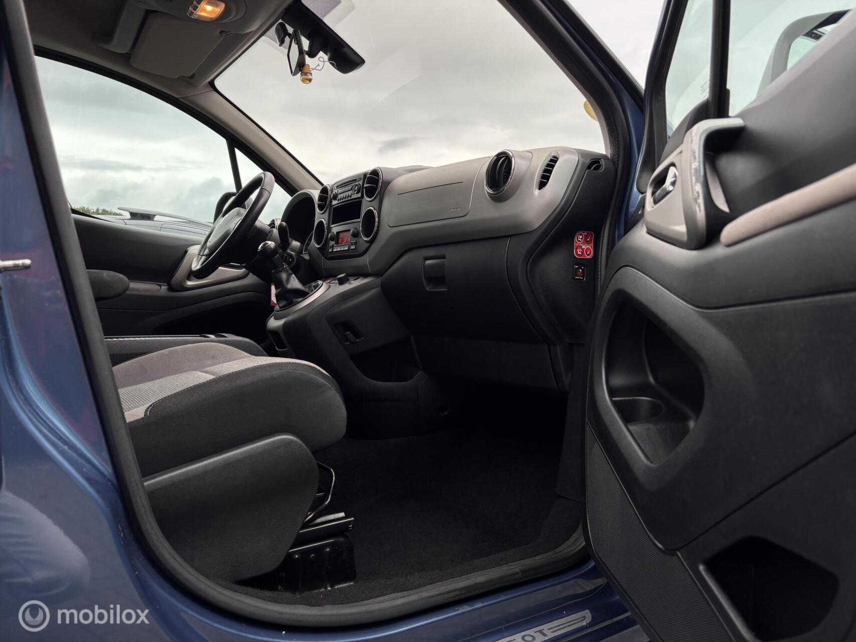 Foto van Peugeot Partner