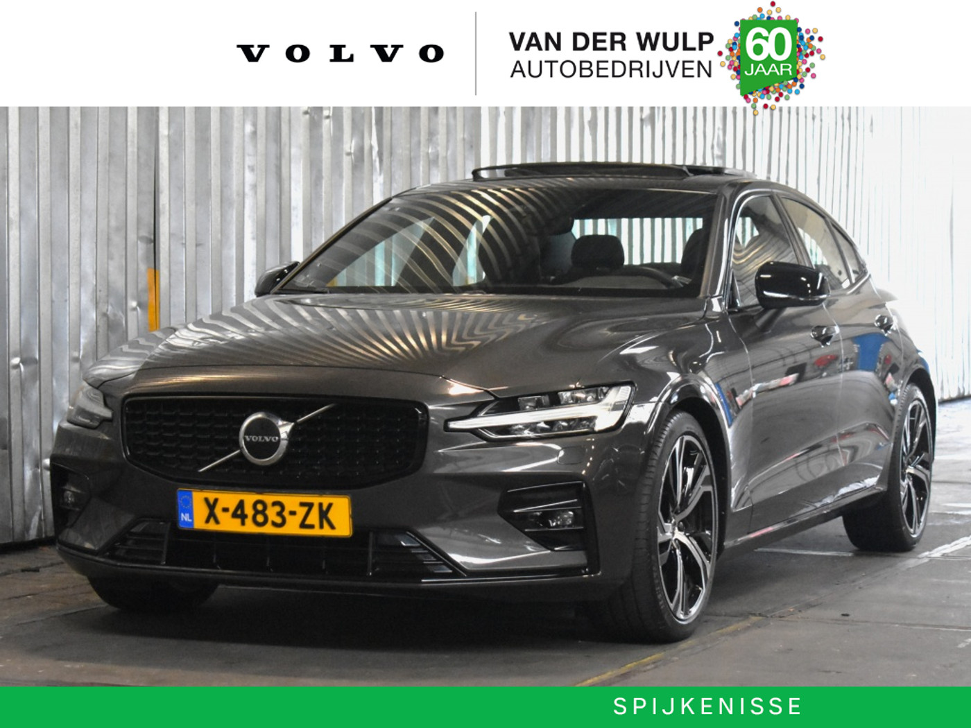 Volvo S60 B4 197PK Plus Dark | BLIS | Schuifdak | 19'' | Dealeronderhouden | Leder | 2024 - voorkant