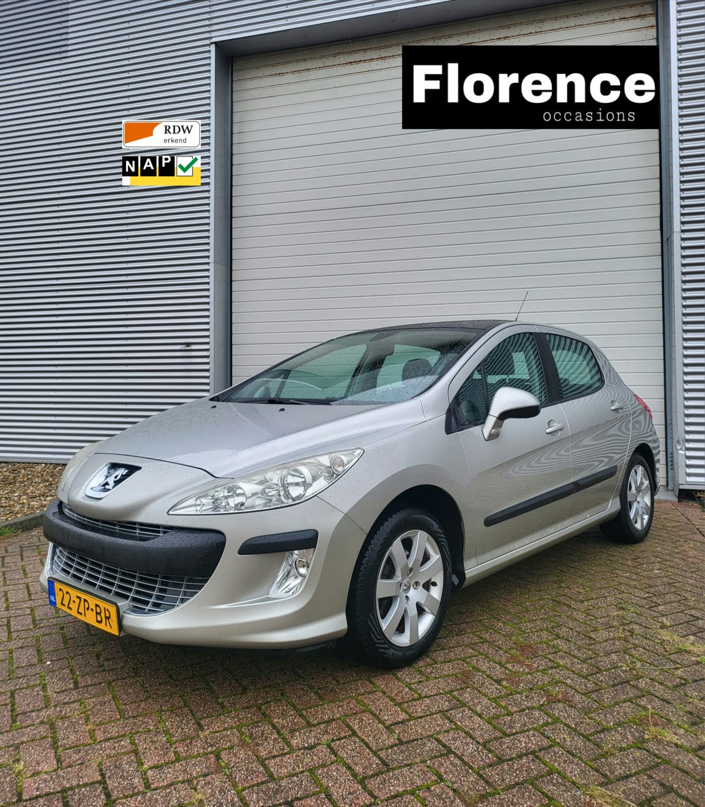 Peugeot 308 1.6 VTi XS Pano dak NAP 2008 - voorkant