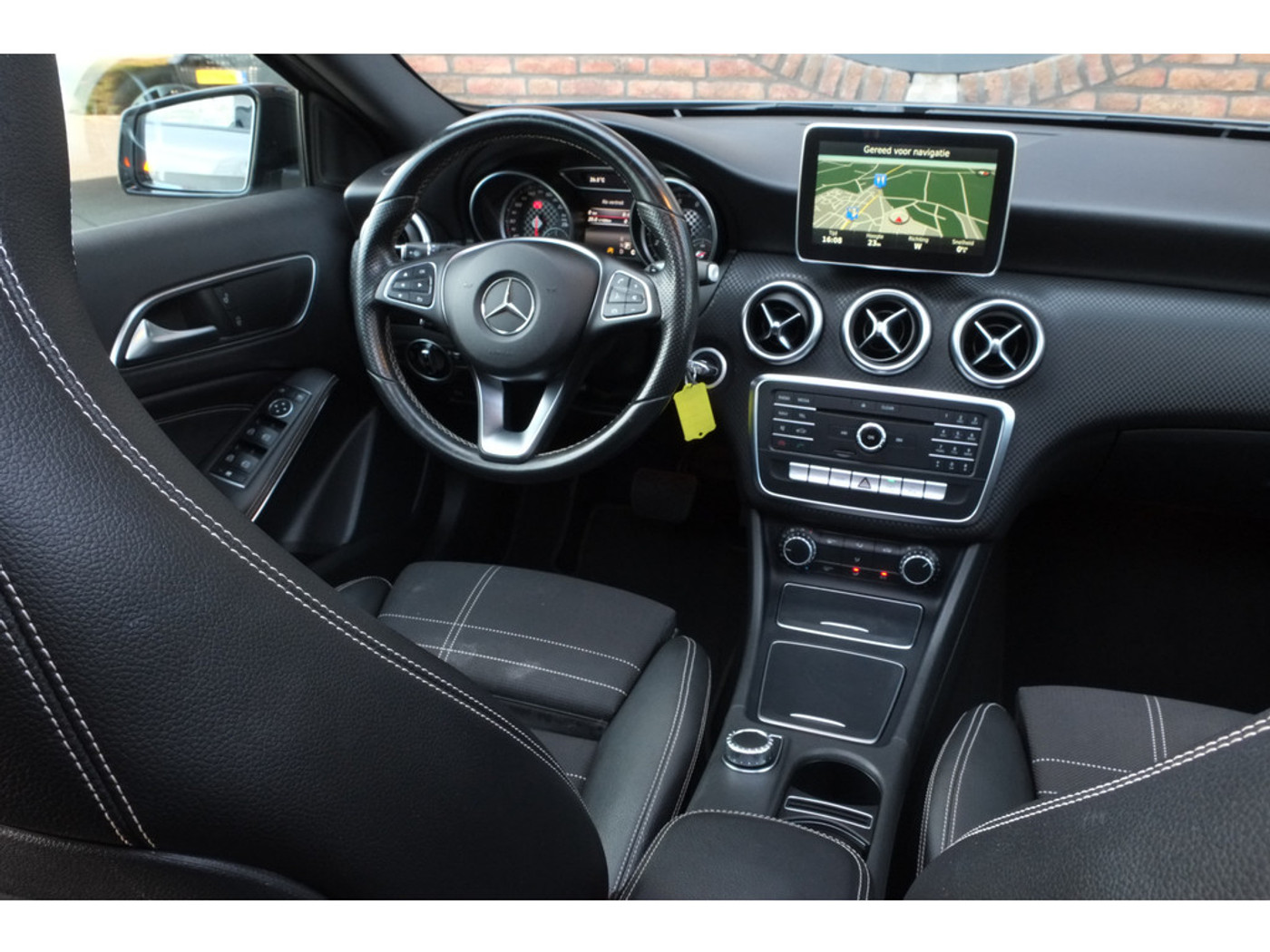 Foto van Mercedes-Benz A 180