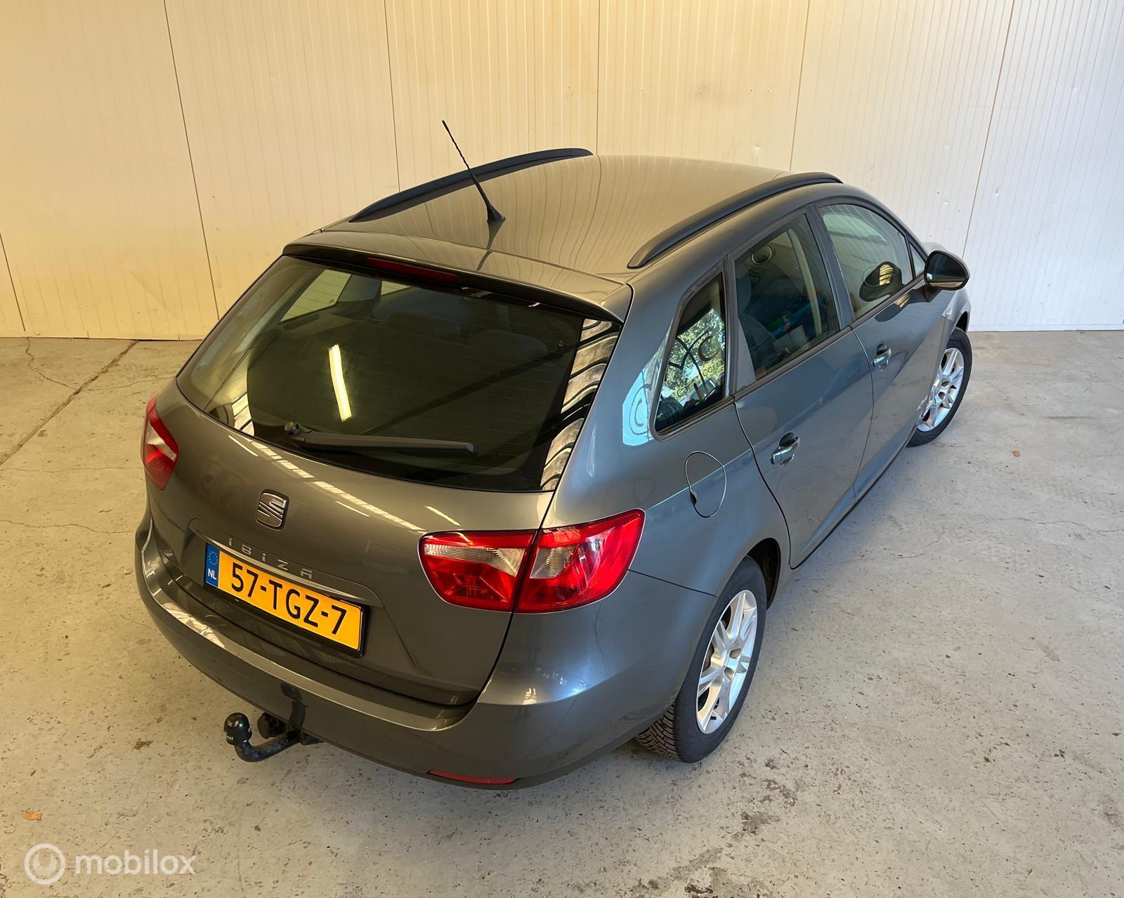Foto van Seat Ibiza ST