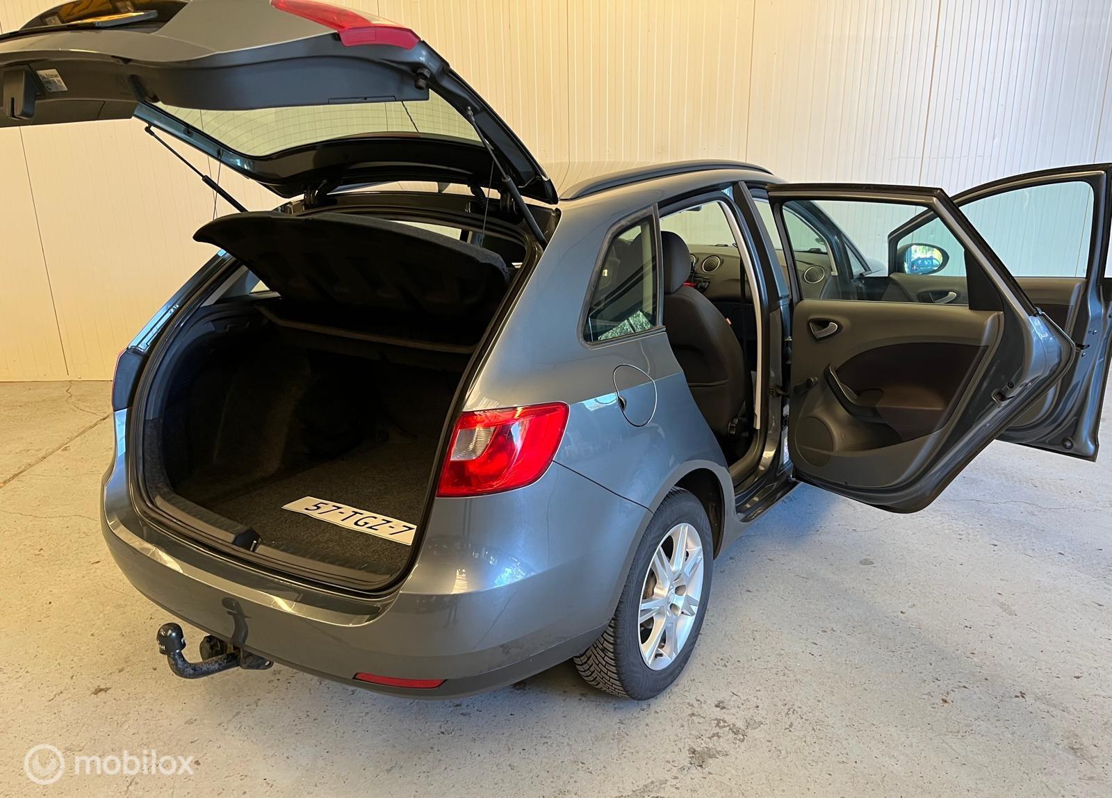 Foto van Seat Ibiza ST