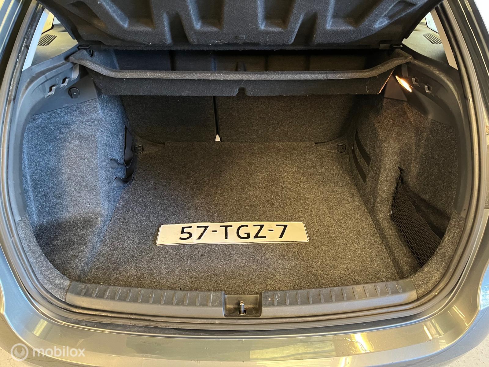 Foto van Seat Ibiza ST