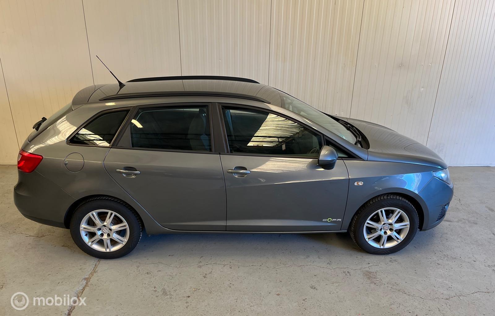 Foto van Seat Ibiza ST