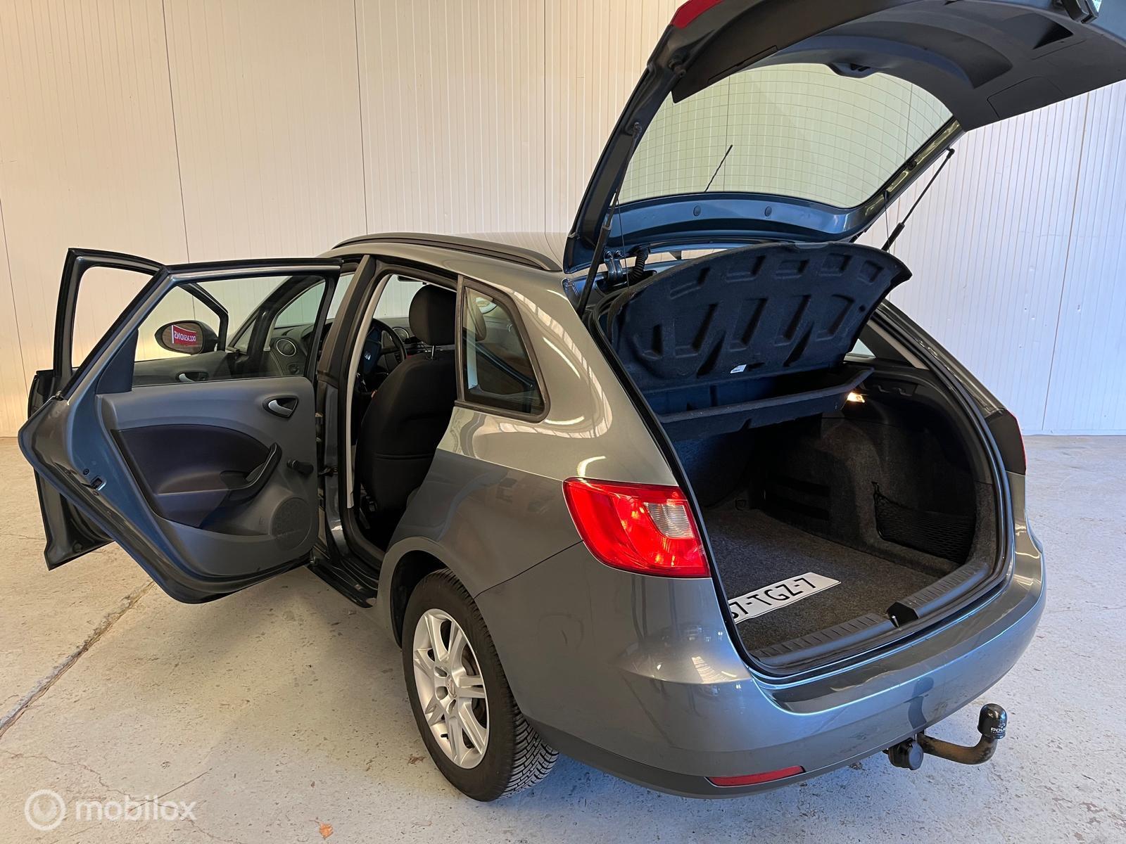 Foto van Seat Ibiza ST