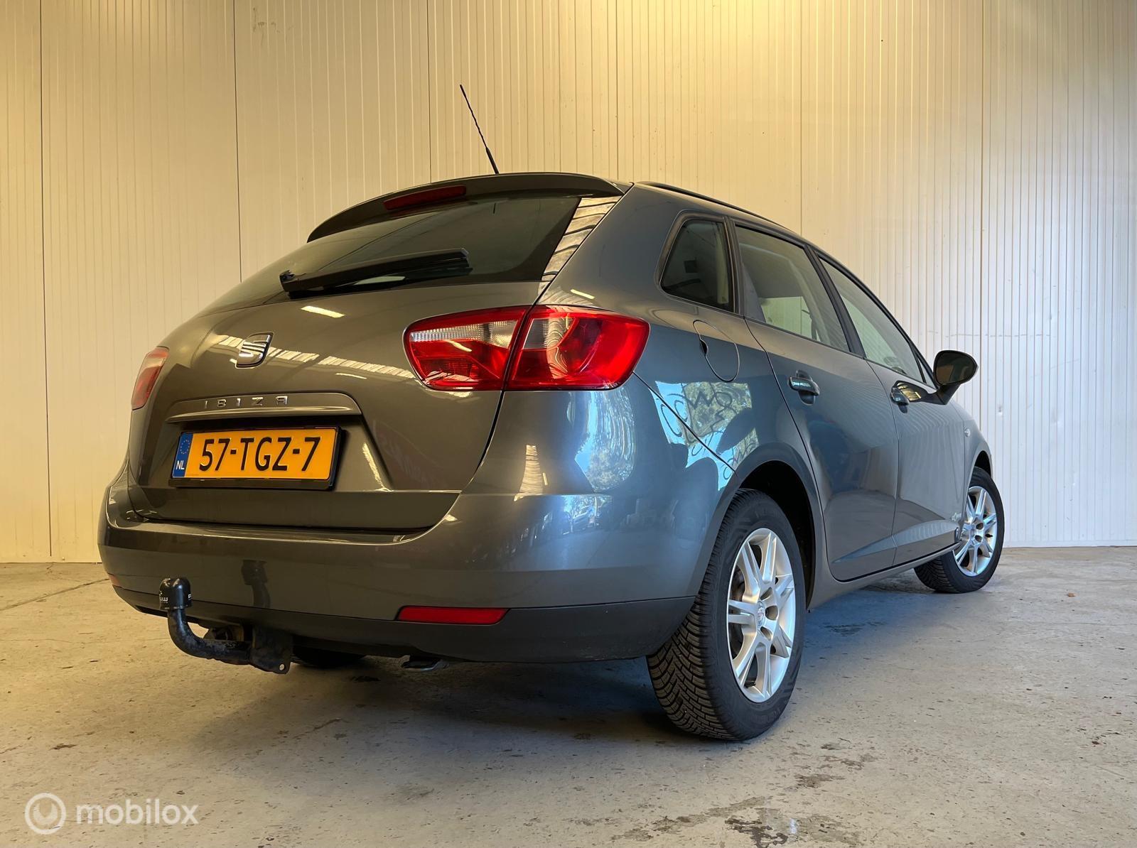 Foto van Seat Ibiza ST