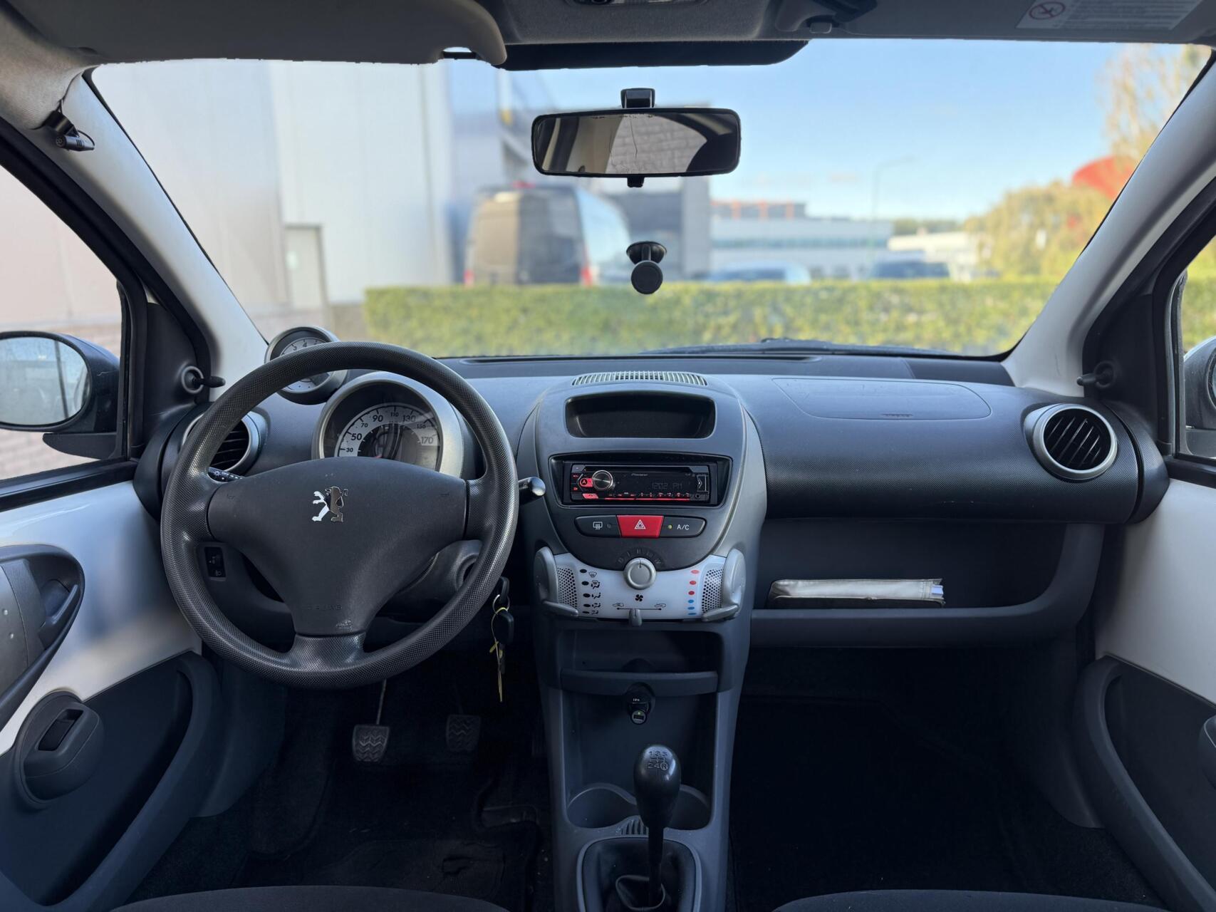 Foto van Peugeot Peugeot 107