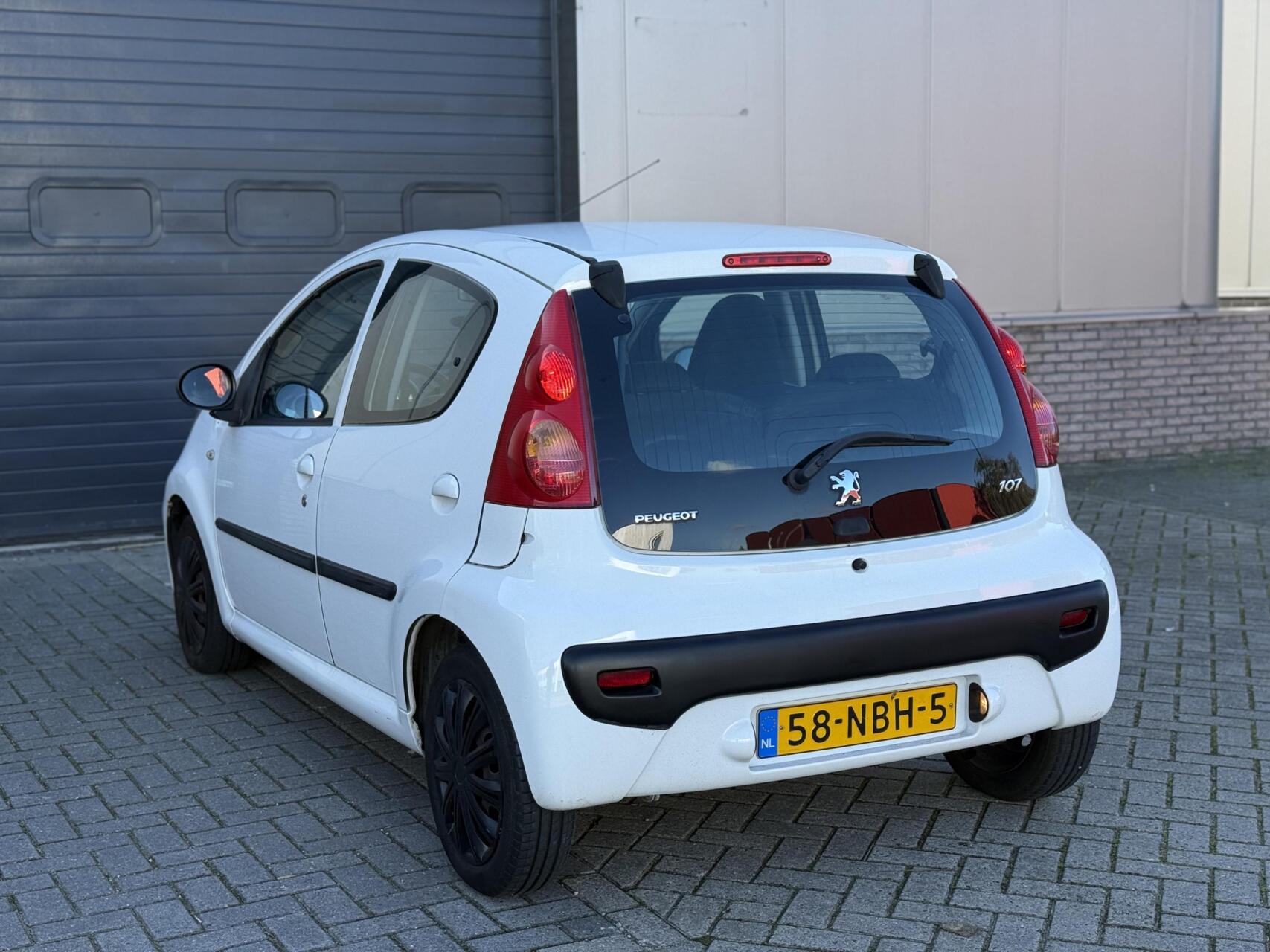 Foto van Peugeot Peugeot 107