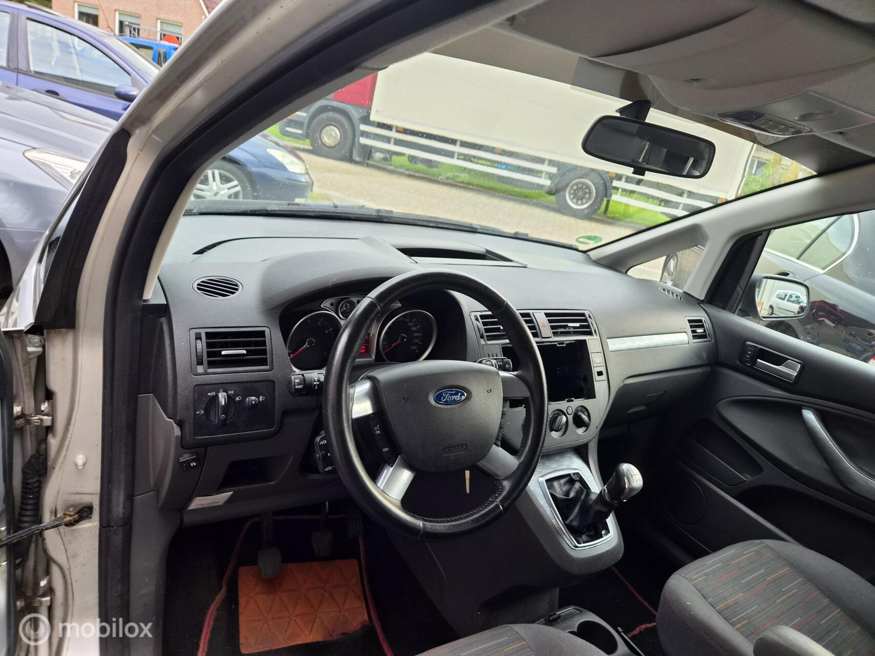 Foto van Ford C-max