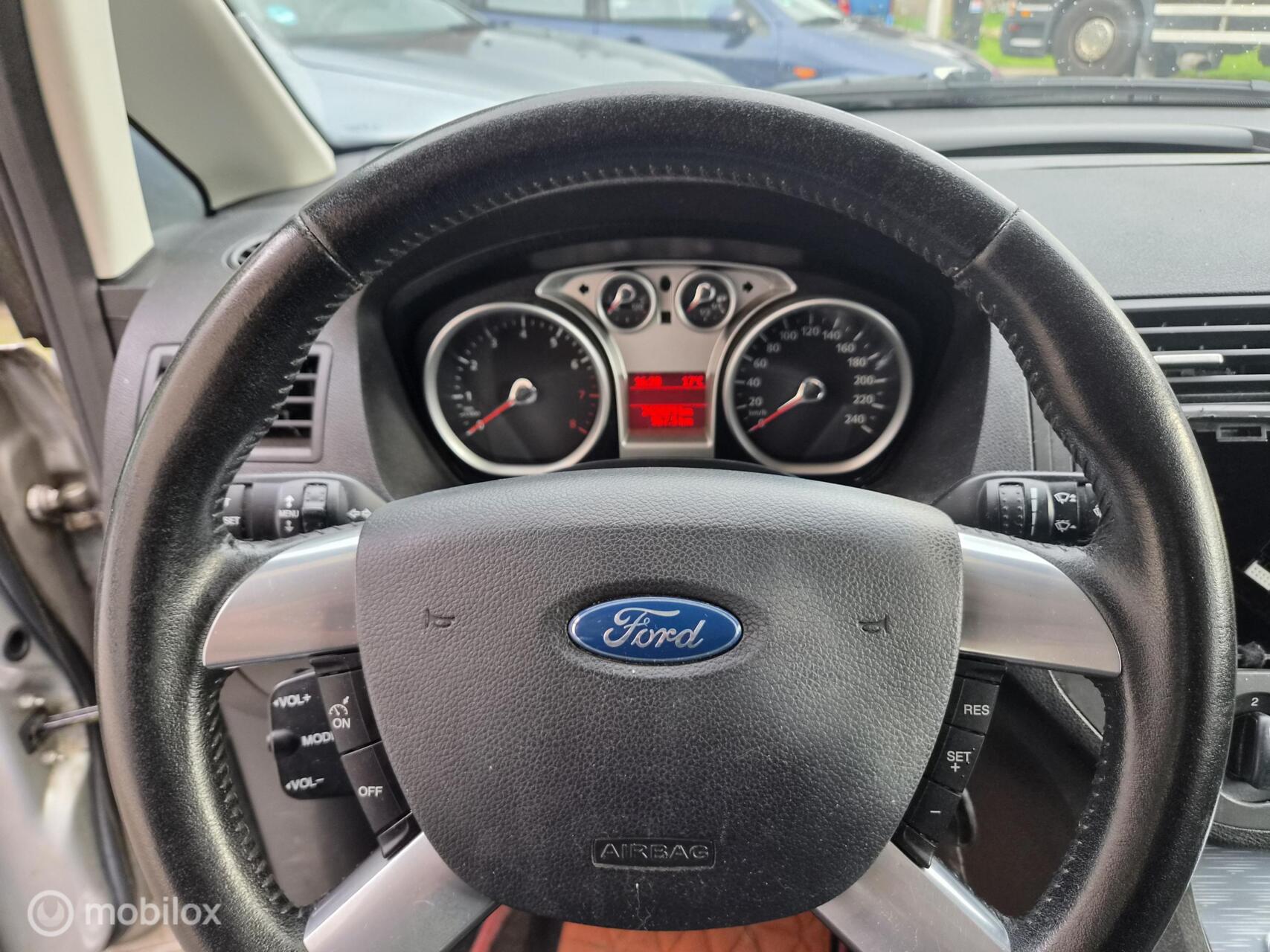 Foto van Ford C-max
