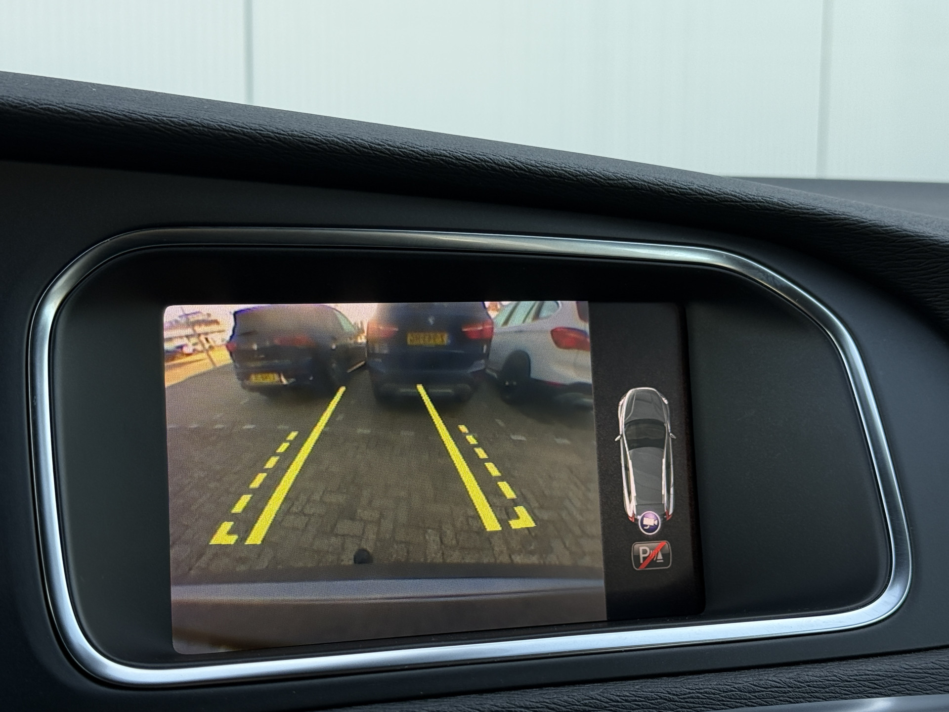 Foto van Volvo V40 Cross Country