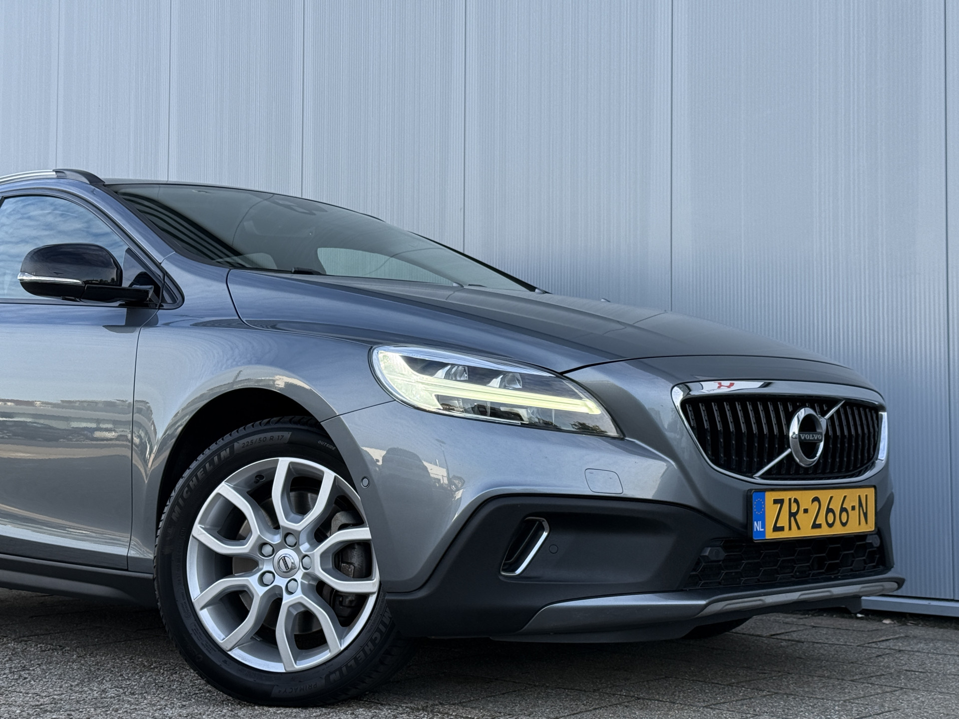 Foto van Volvo V40 Cross Country