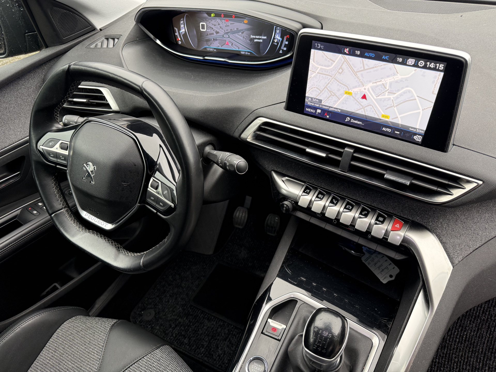 Foto van Peugeot 5008