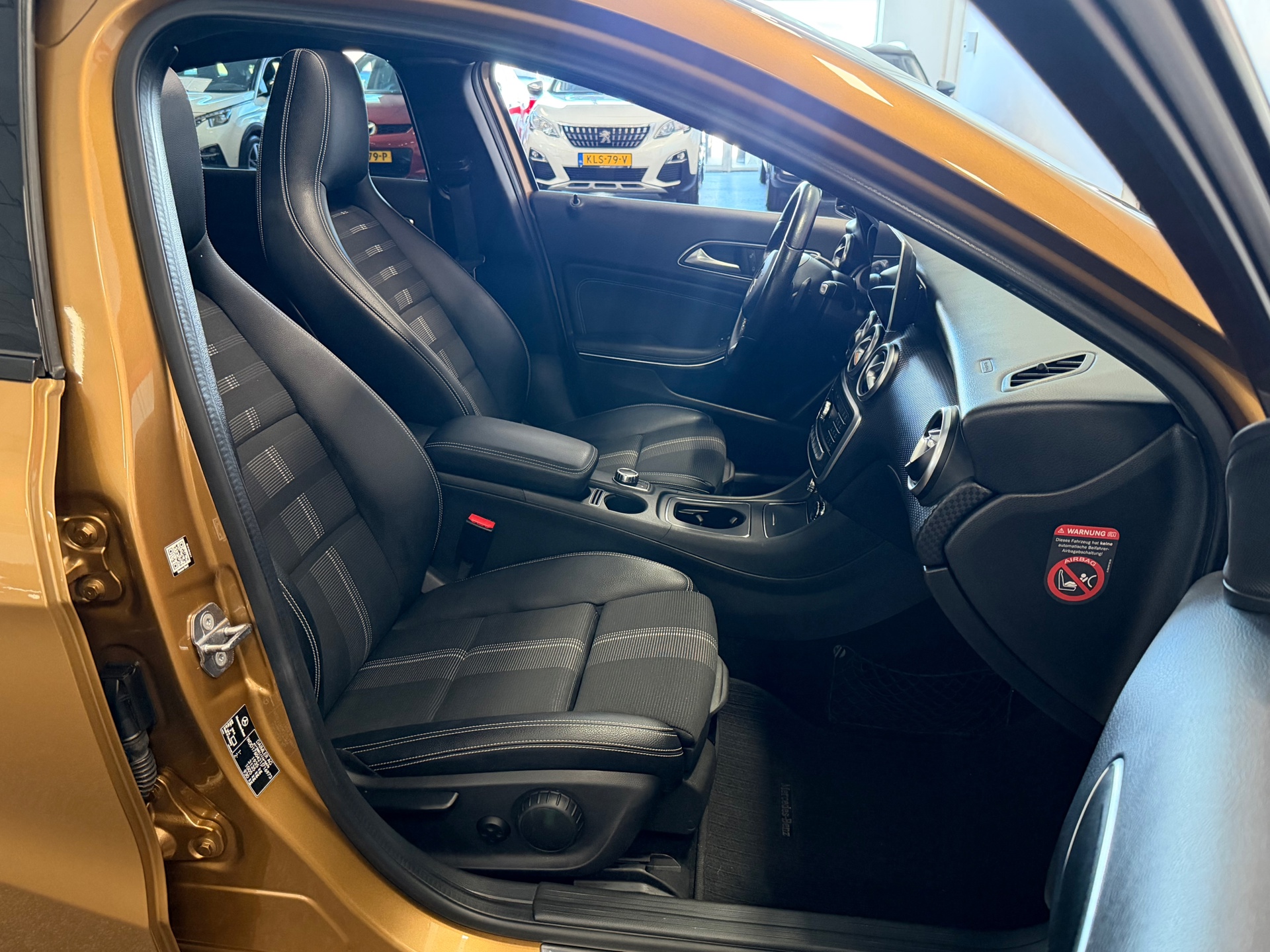 Foto van Mercedes-Benz A 180